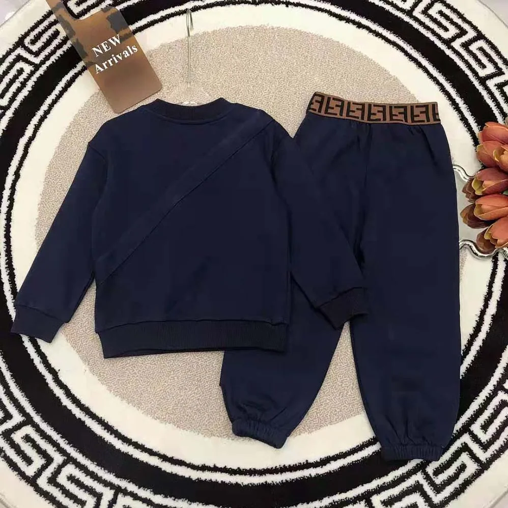 Fendi Kids' Junior Sweatshirt Navy Blue Sweatshirt with Large Baguette Fendi Kids' Junior Sweatshirt Navy Blue Sweatshirt with Large Baguette
