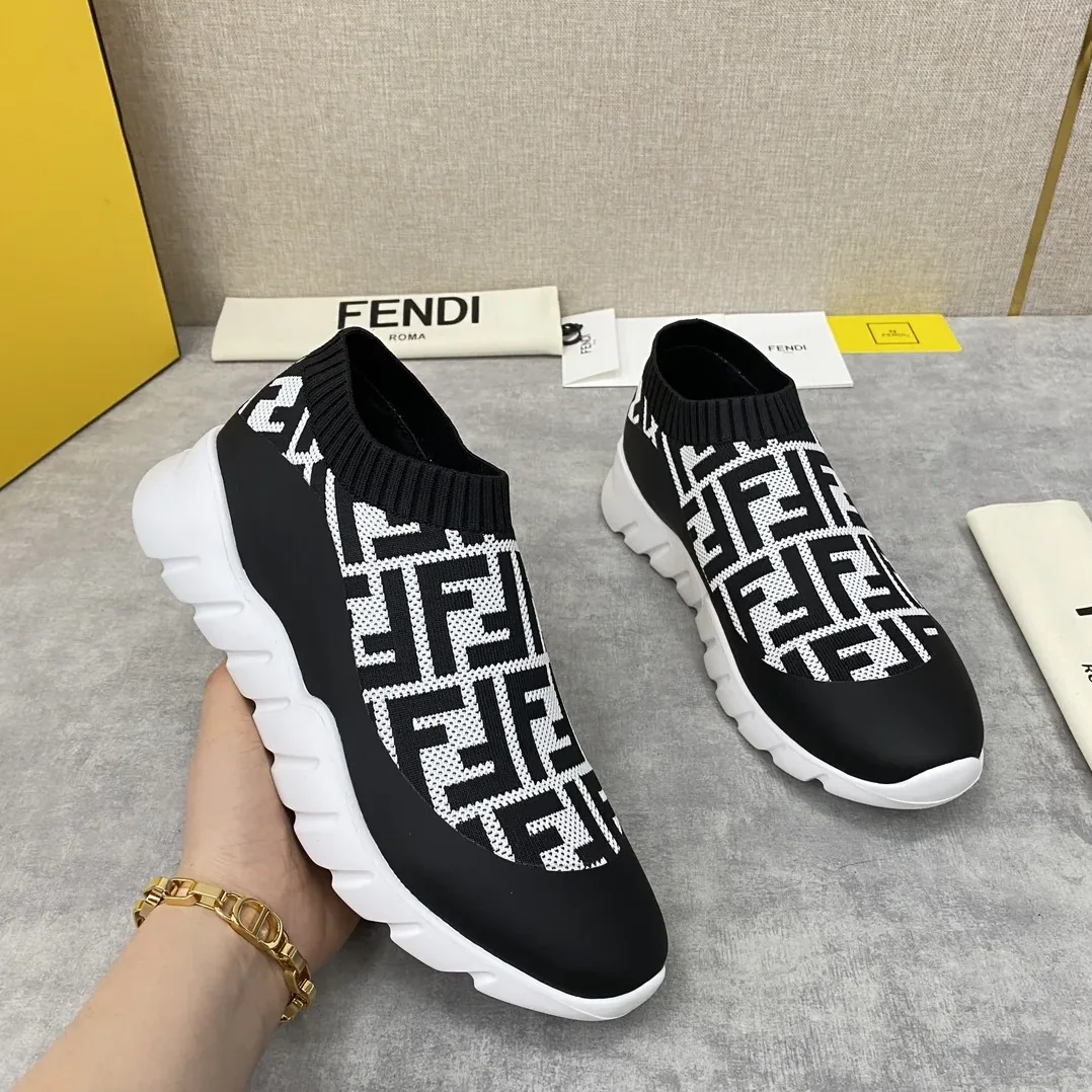 Fendi FD Slip-On Sneakers Black And White Fendi FD Slip-On Sneakers Black And White