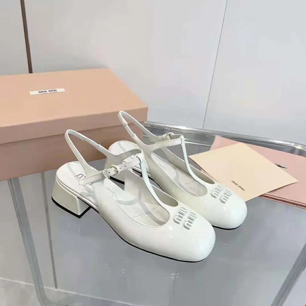 Miu Miu Patent Leather Slingback Pumps for Women in White Miu Miu Patent Leather Slingback Pumps for Women in White