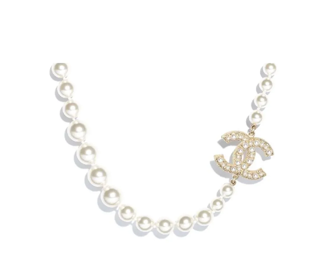 Chanel Pearl Necklace White