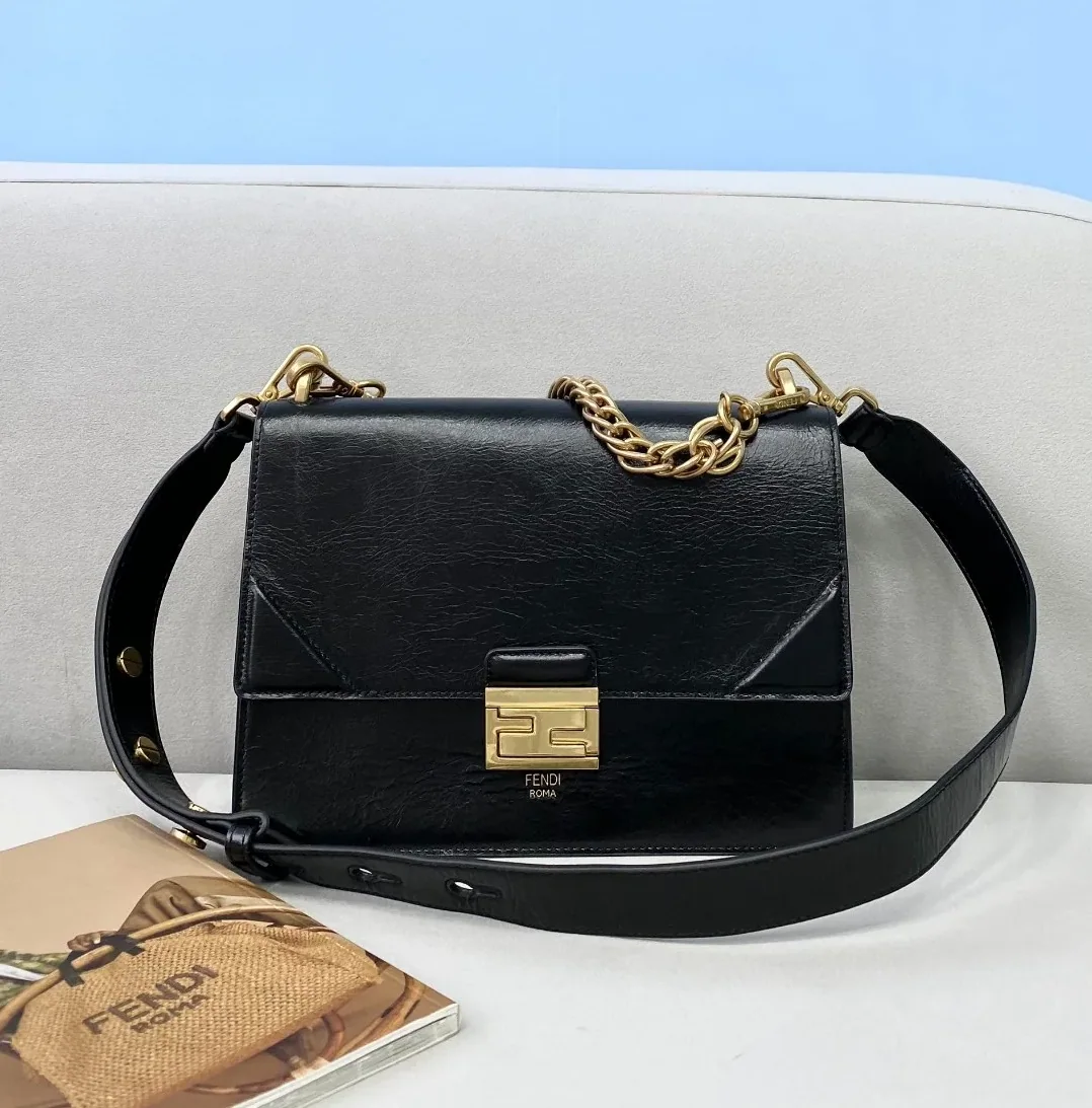 Fendi Kan U Small Black Bag For Woman /