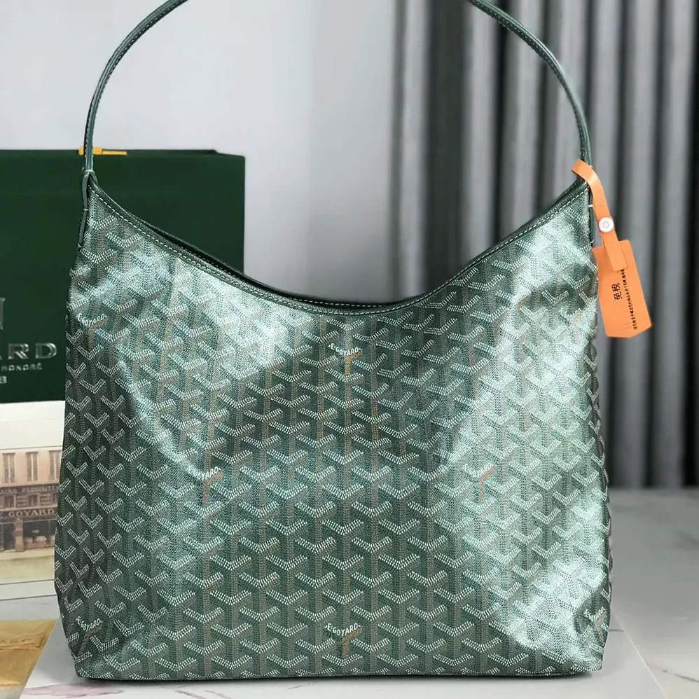 Goyard Bohème Hobo bag for Unisex in Pearly Green Goyard Bohème Hobo bag for Unisex in Pearly Green