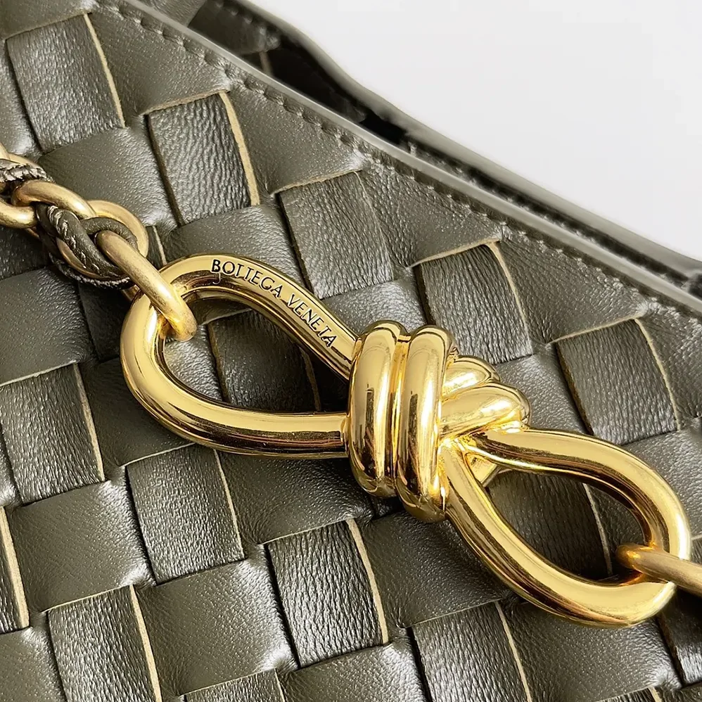 Bottega Veneta Small Andiamo Intrecciato Leather Top Handle Bag for Women in Dark Green