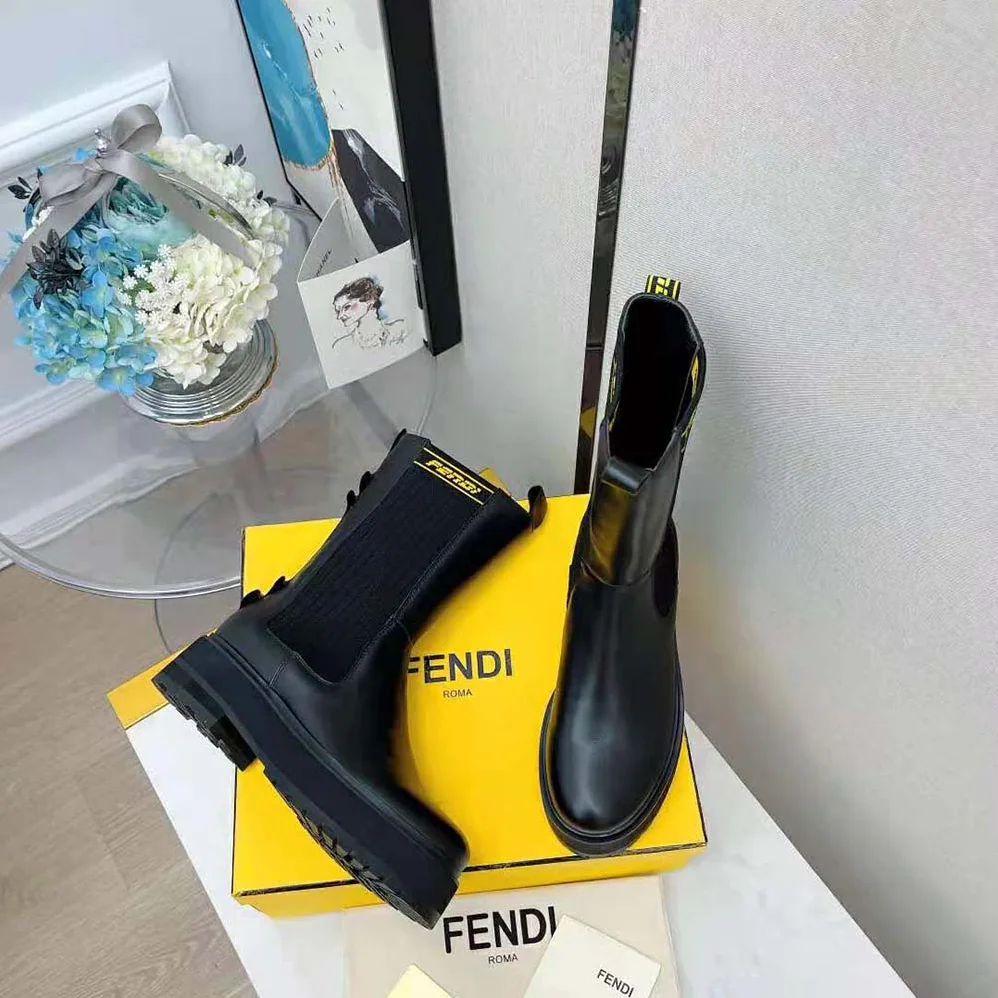Fendi Promenades Black Leather Biker Boots for Women