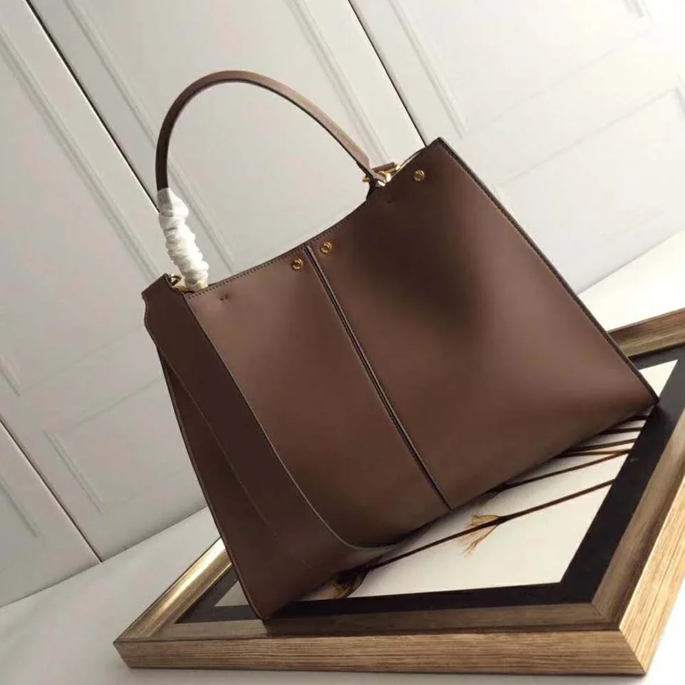 Fendi Peekaboo X-Lite Regular for Women in Brown Fendi Peekaboo X-Lite Regular for Women in Brown