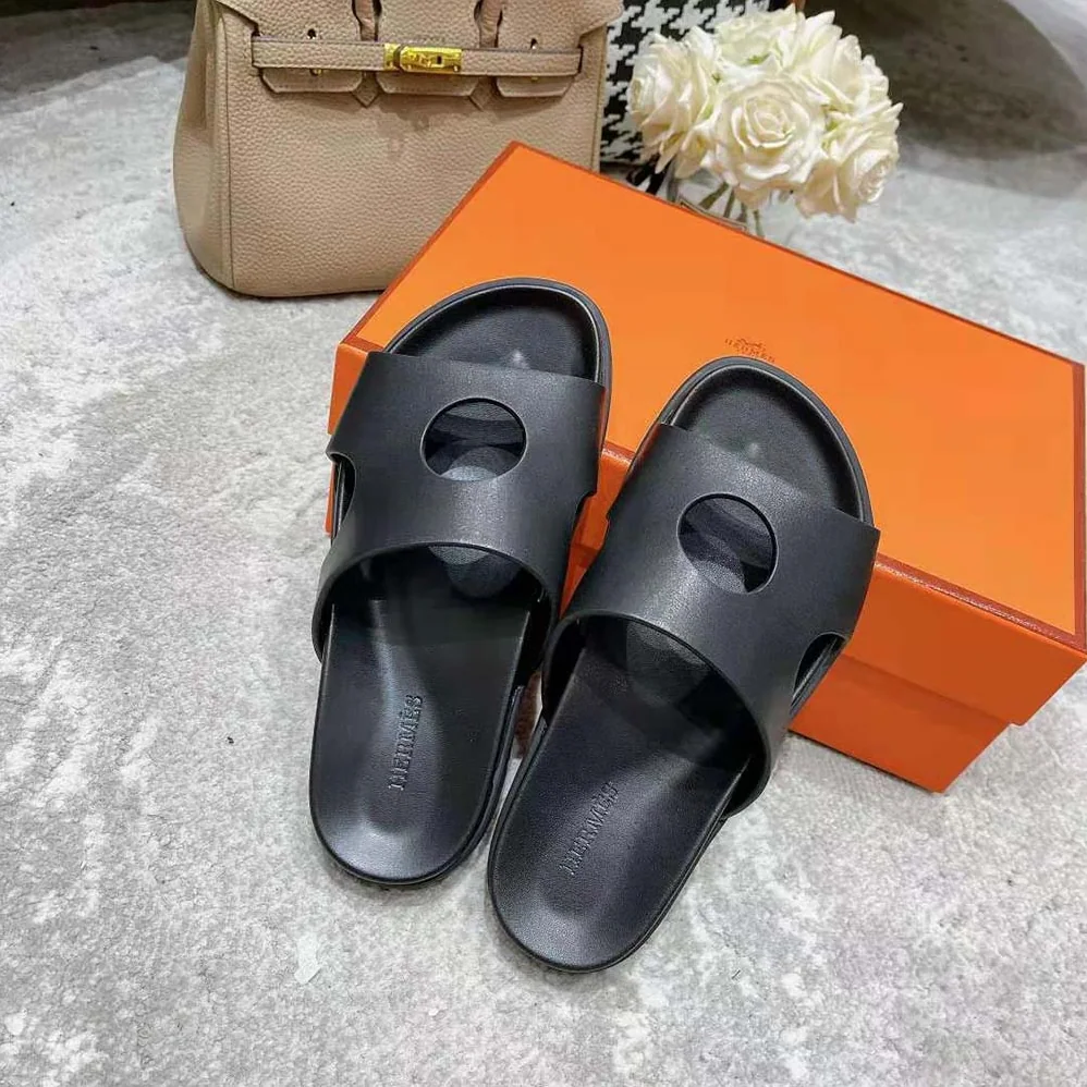 Hermes Edith Sandal in Calfskin with Perforated Upper for Women in Black