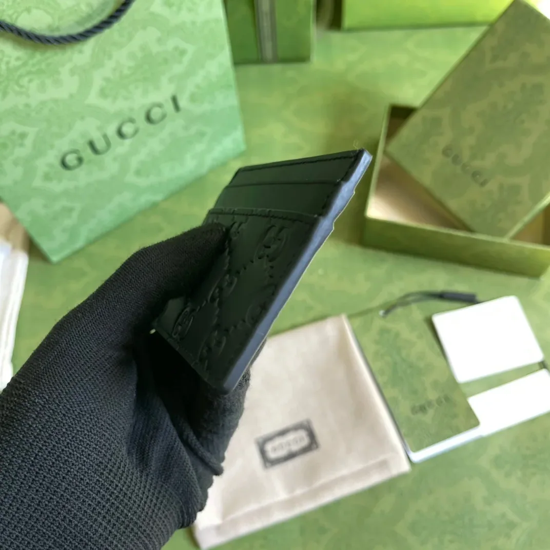 Gucci Card Case GG Embossed in Black / Gucci Card Case GG Embossed in Black /
