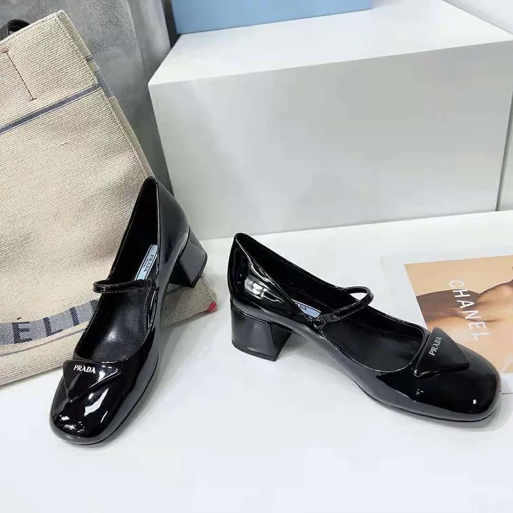 Prada Patent Leather Pumps in 45mm Heel Height for Women in Black