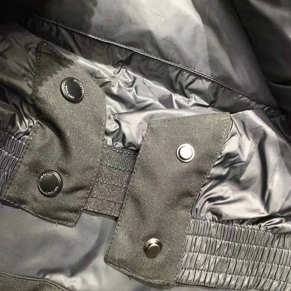 Burberry Check Recycled Polyester Cropped Puffer Jacket for Women Burberry Check Recycled Polyester Cropped Puffer Jacket for Women