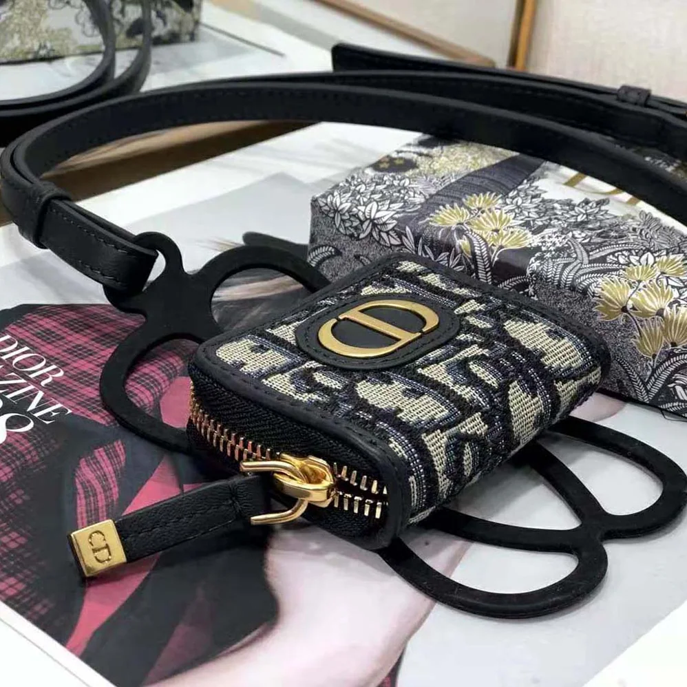 Dior 30 Montaigne Phone Cover with Airpods Pro Case for Women Dior 30 Montaigne Phone Cover with Airpods Pro Case for Women