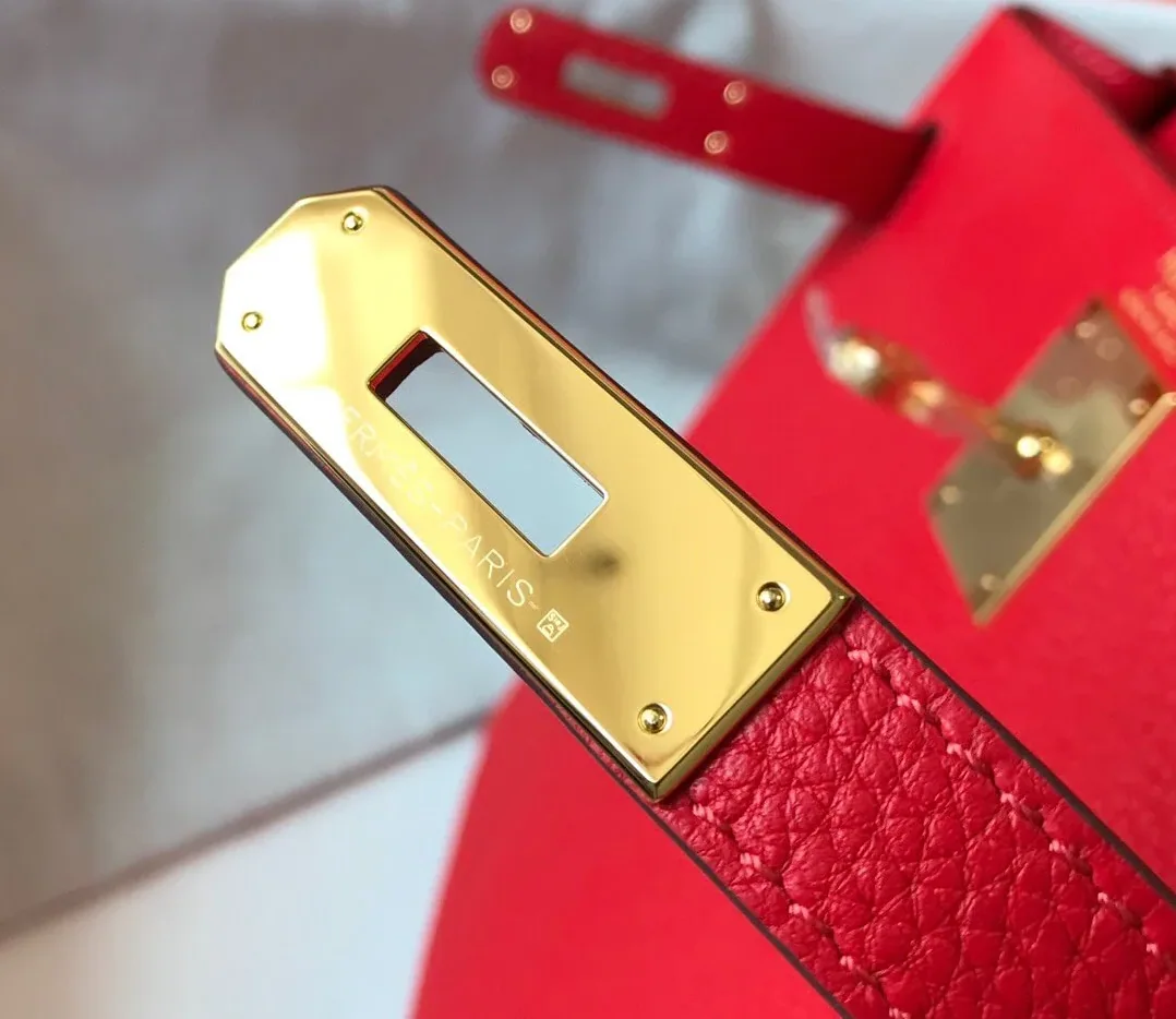 Hermes Kelly 28 Rouge Casaque Togo Bag