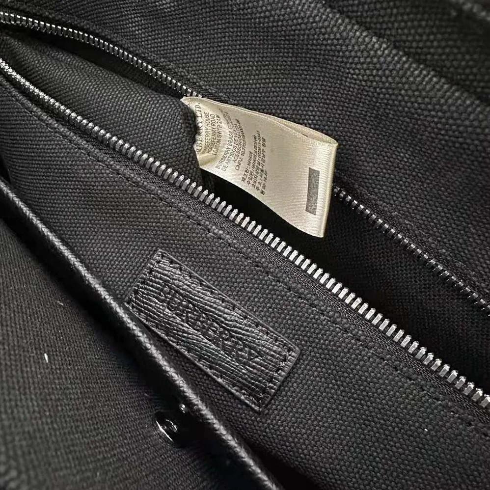 Burberry Slim Ainsworth Briefcase for Men in Black Burberry Slim Ainsworth Briefcase for Men in Black