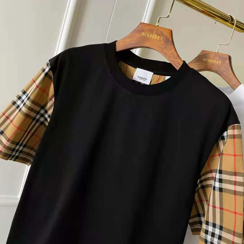 Burberry Vintage Check Sleeve Cotton T-shirt for Men in Black Burberry Vintage Check Sleeve Cotton T-shirt for Men in Black