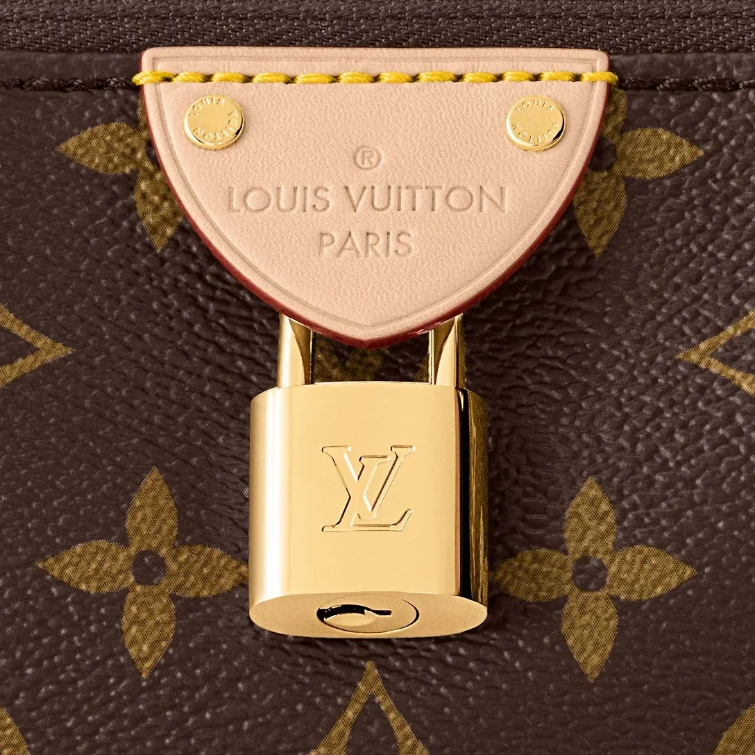 Louis Vuitton Pochette Tirette Shoulder Bag in Brown Monogram Gold Hardware