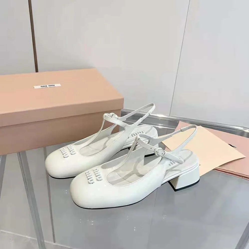 Miu Miu Patent Leather Slingback Pumps for Women in White Miu Miu Patent Leather Slingback Pumps for Women in White