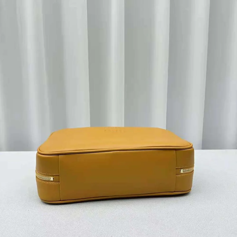 Miu Miu Leather Top-handle Bag with Embossed Lettering Logo for Women in Orange Miu Miu Leather Top-handle Bag with Embossed Lettering Logo for Women in Orange