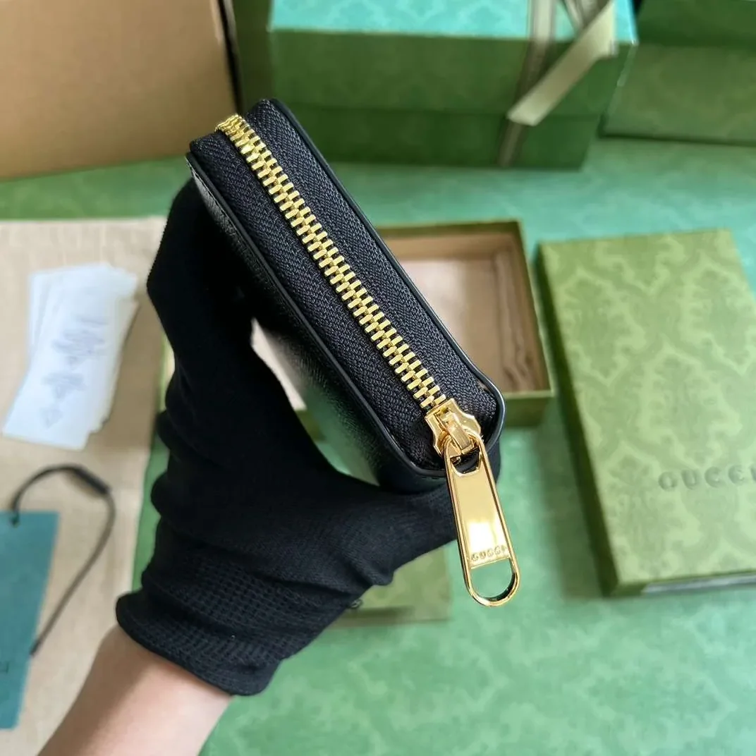 Gucci Zip Around Wallet With Script Black / Gucci Zip Around Wallet With Script Black /