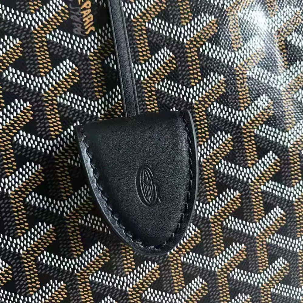 Goyard Bellechasse Biaude PM Bag for Women in Black