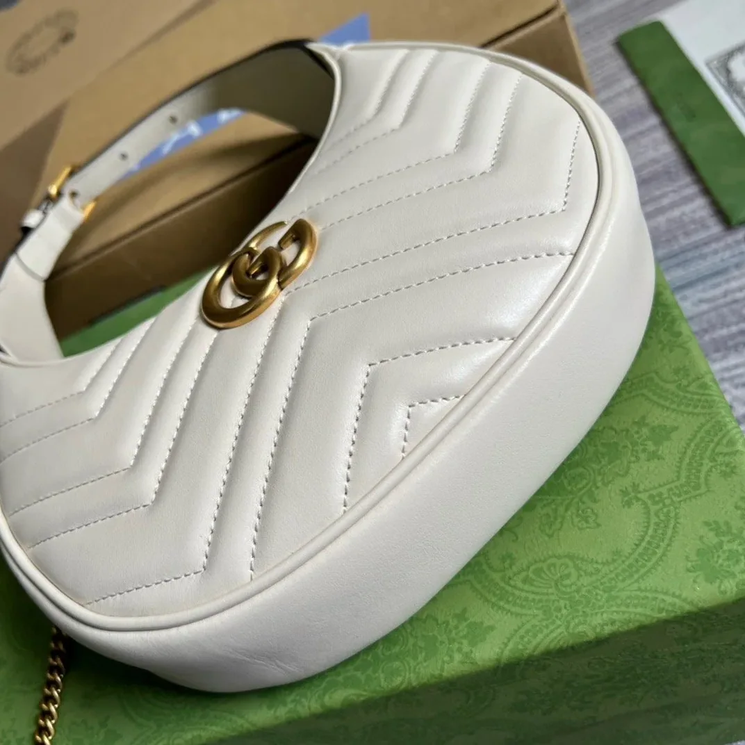 Gucci Marmont Half Moon Shaped Mini Bag White Gucci Marmont Half Moon Shaped Mini Bag White
