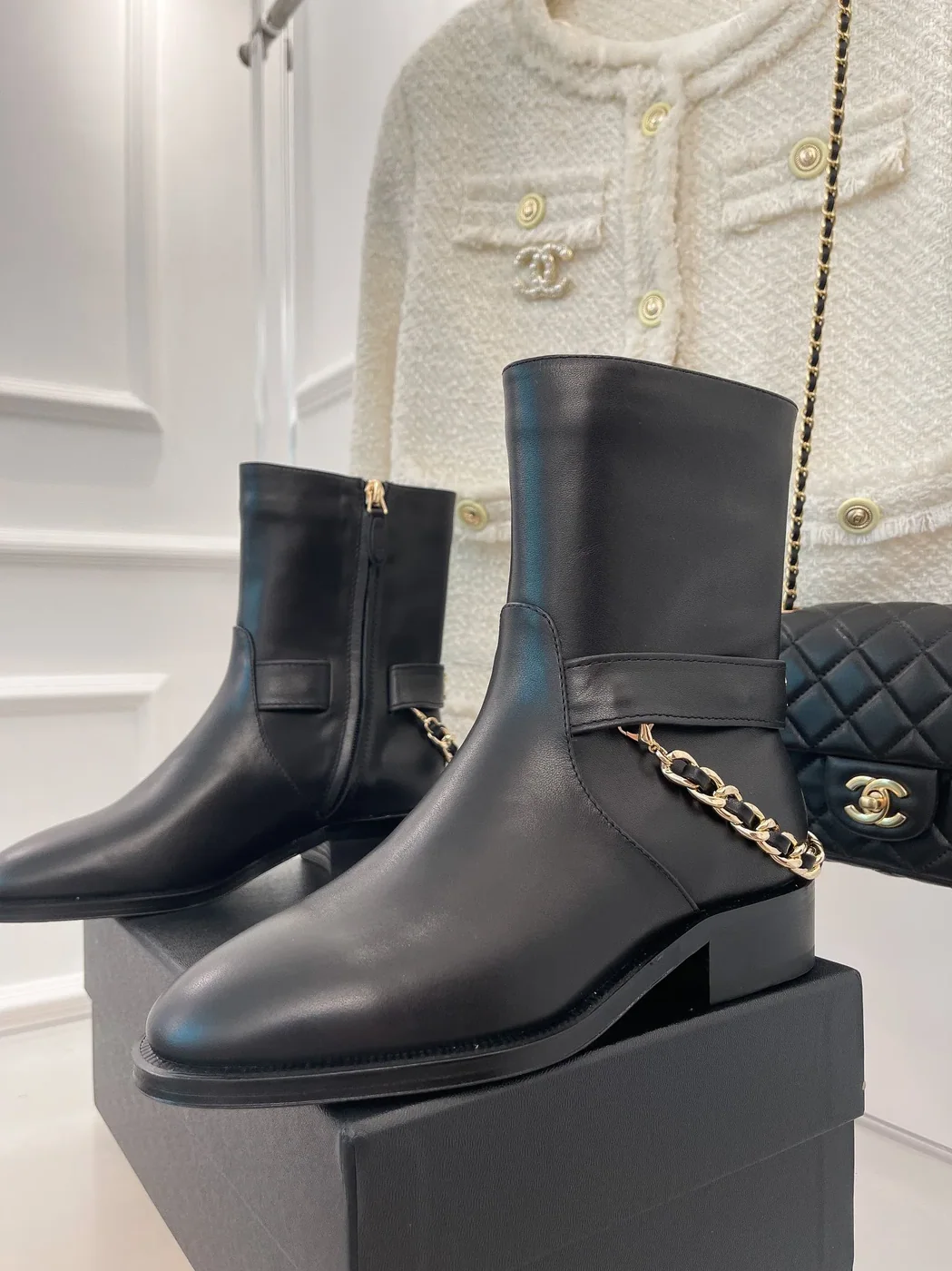Chanel Ankle Boots With Chain Black / Chanel Ankle Boots With Chain Black /