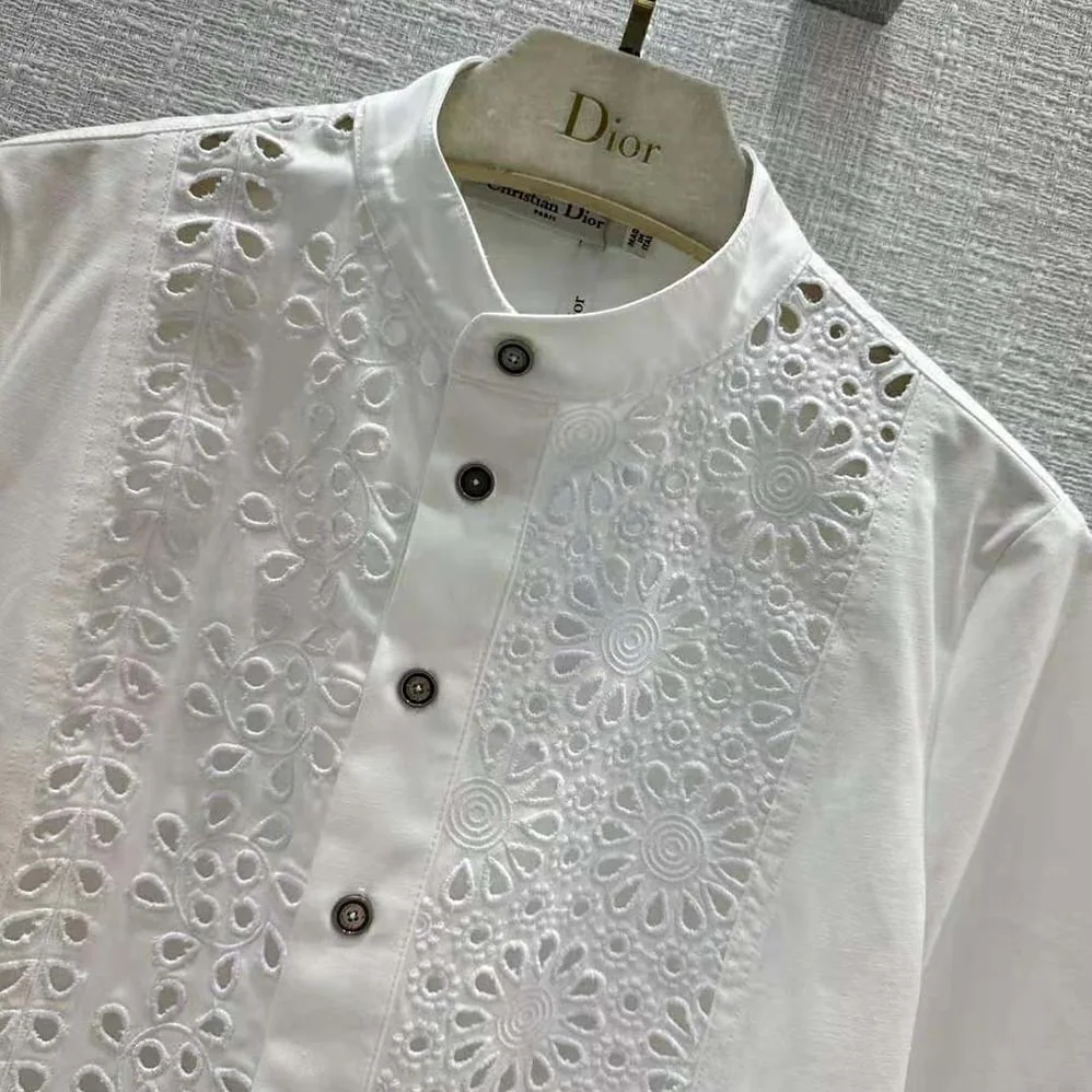 Dior Short Buttoned Blouse White Cotton Denim with Saint for Women in Gall Motif