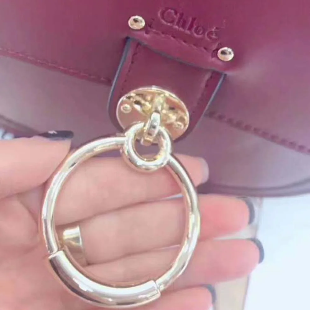 Chloe Small Tess Bag in Shiny & Suede Calfskin for Women in Maroon