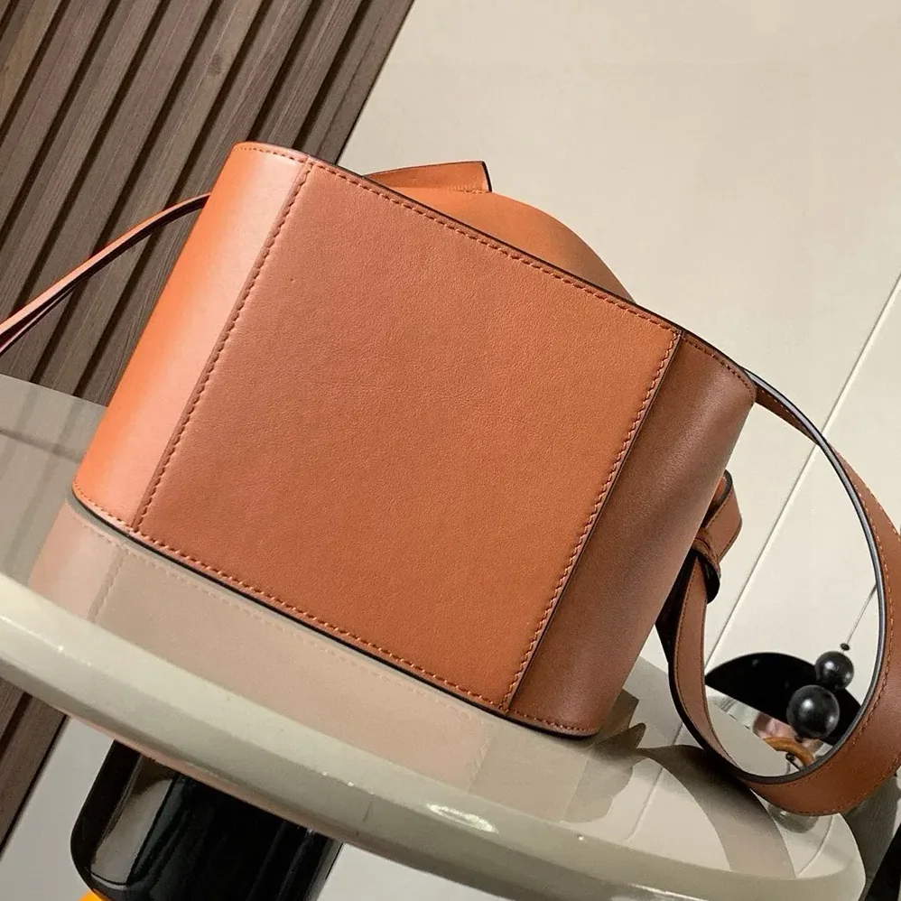 Loewe Compact Hammock Bag in in Classic Calfskin for Unisex in Tan Loewe Compact Hammock Bag in in Classic Calfskin for Unisex in Tan