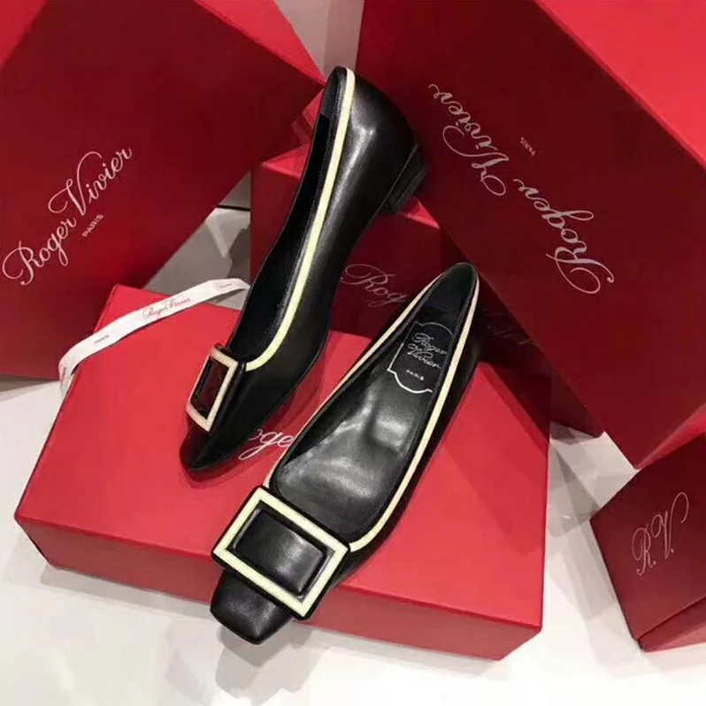 Roger Vivier Belle Vivier Graphic Ballerinas 25mm Heel for Women in Black