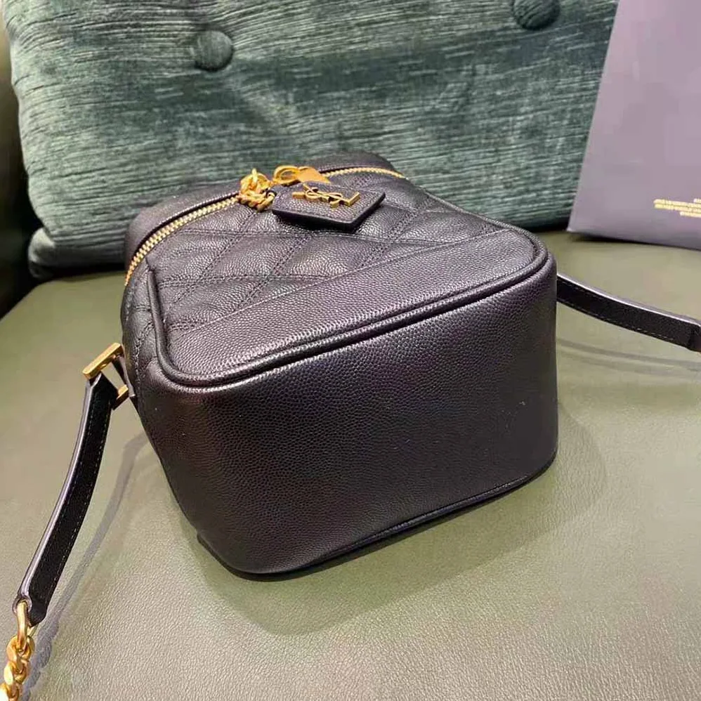 Saint Laurent YSL 80's Vanity Bag in Carre-Quilted Grain DE Poudre Embossed Leather for Women in Black