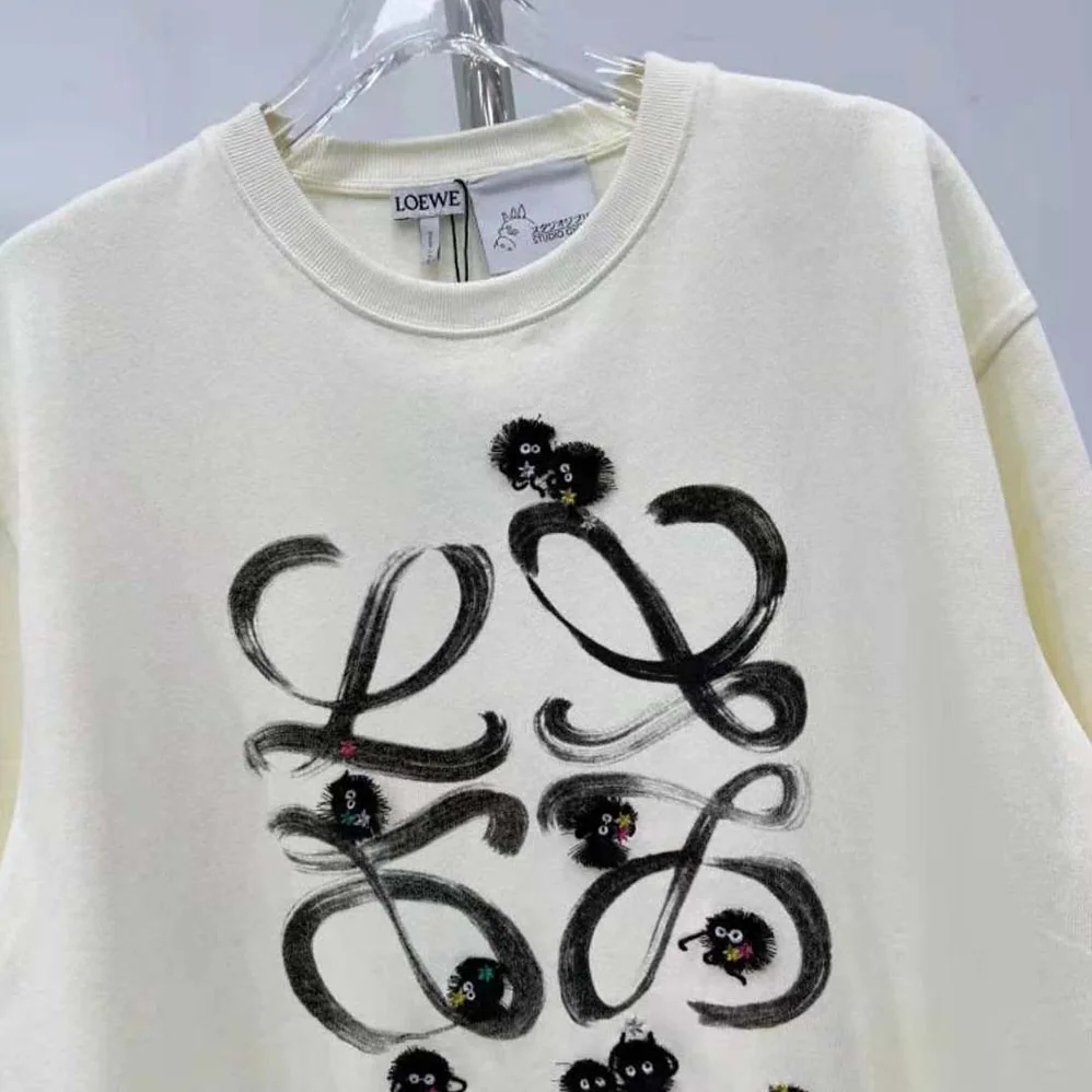 Loewe Susuwatari Anagram T-shirt in Cotton for Men in Beige Loewe Susuwatari Anagram T-shirt in Cotton for Men in Beige