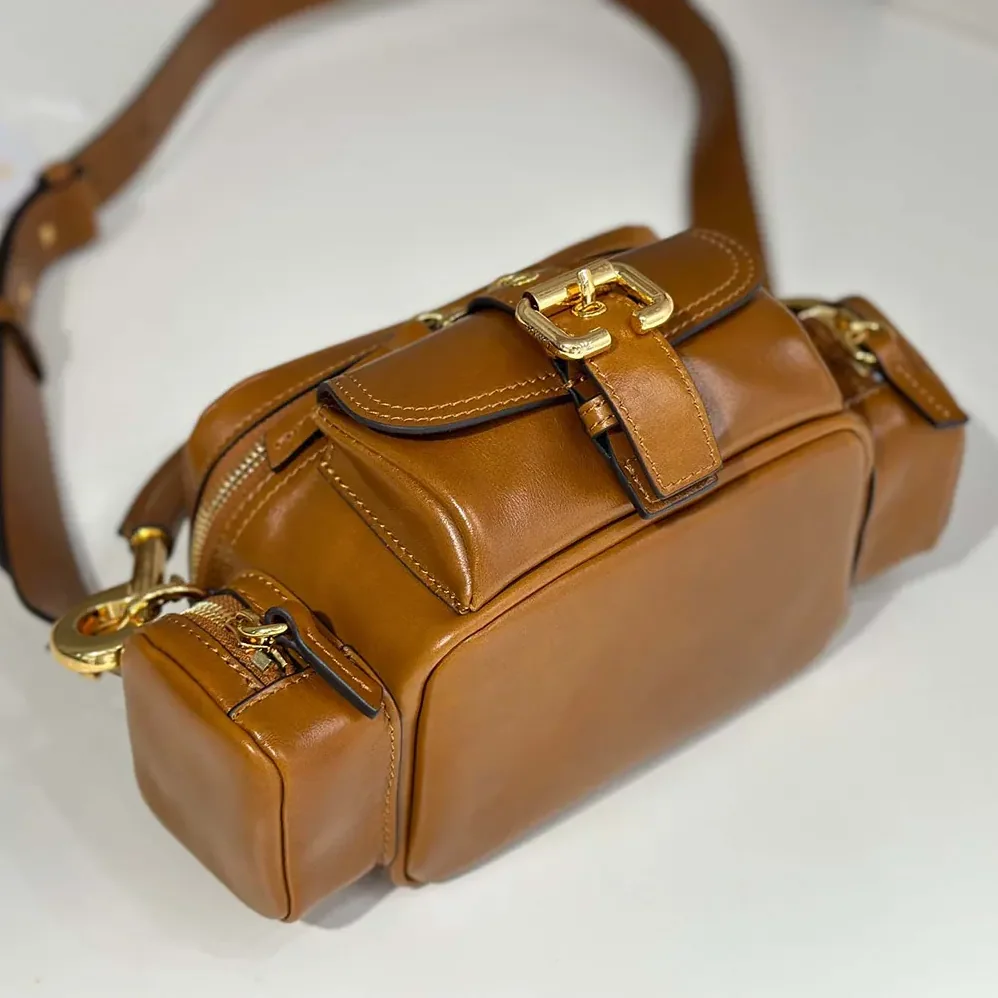 Chloe Small Camera Bag in Shiny Leather for Women in Brown