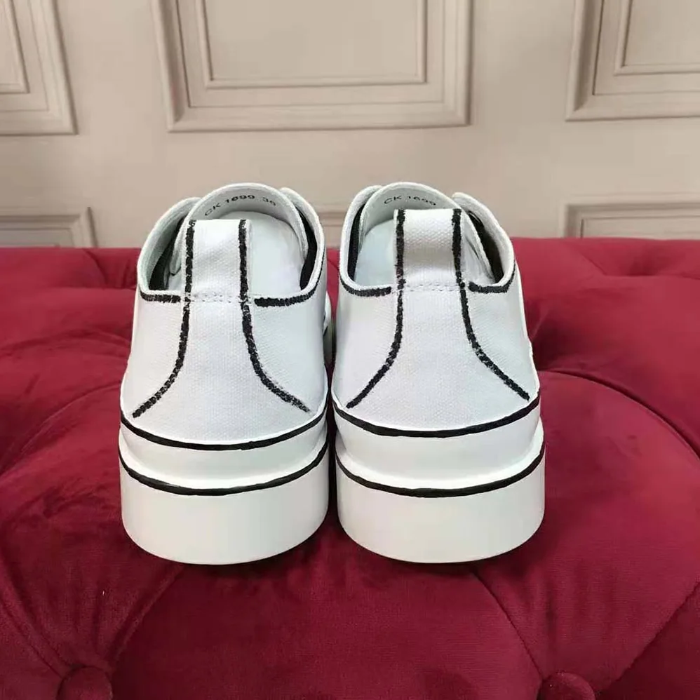 Dolce Gabbana D&G Hand-painted Canvas Portofino Light Sneakers for Women in White Dolce Gabbana D&G Hand-painted Canvas Portofino Light Sneakers for Women in White