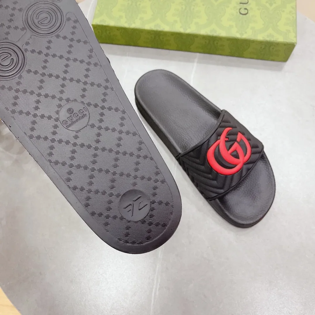 Gucci Quilted GG Rubber Slide Black And Red for Women