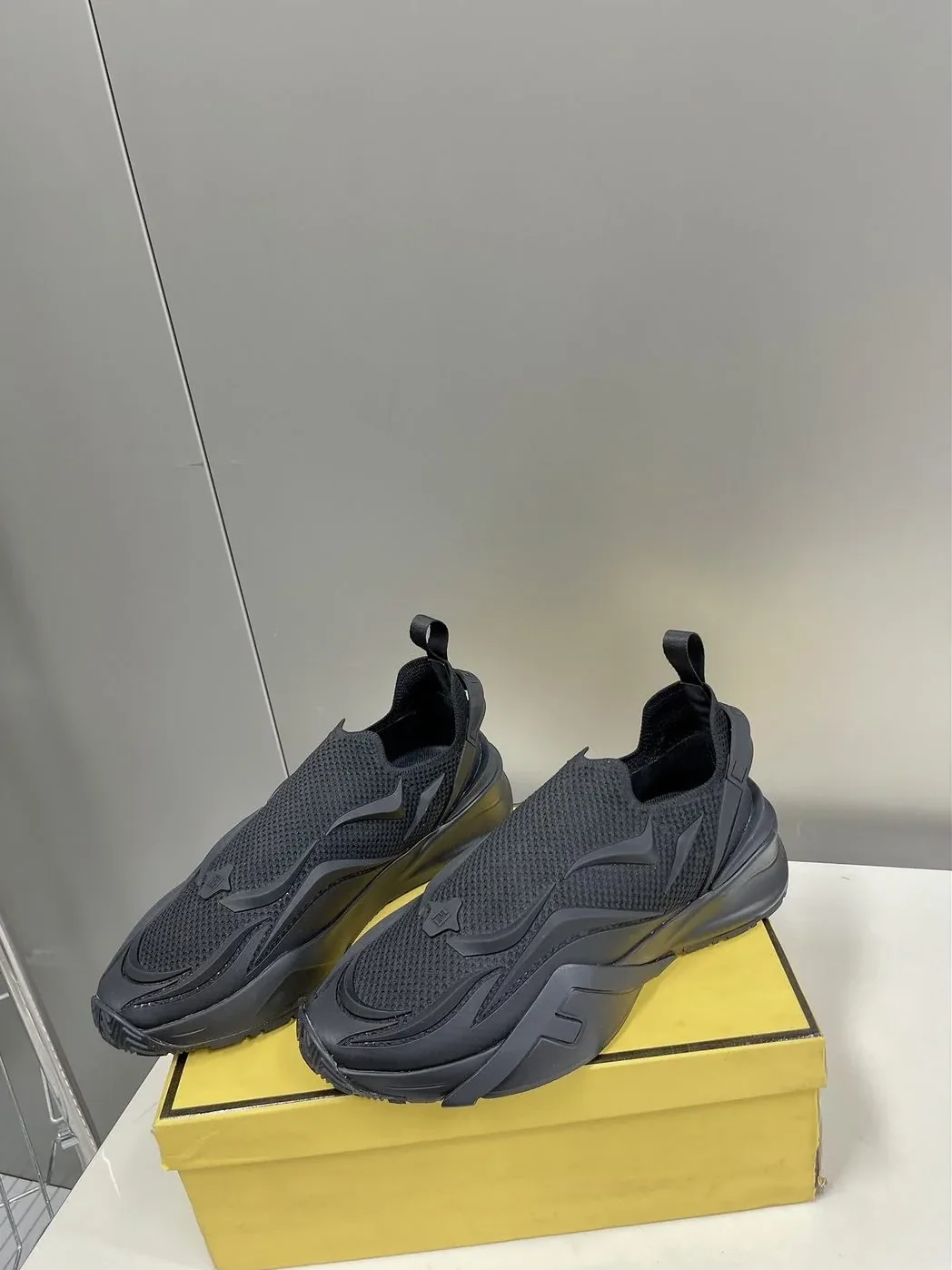 Fendi Low Trainers Sneakers Black