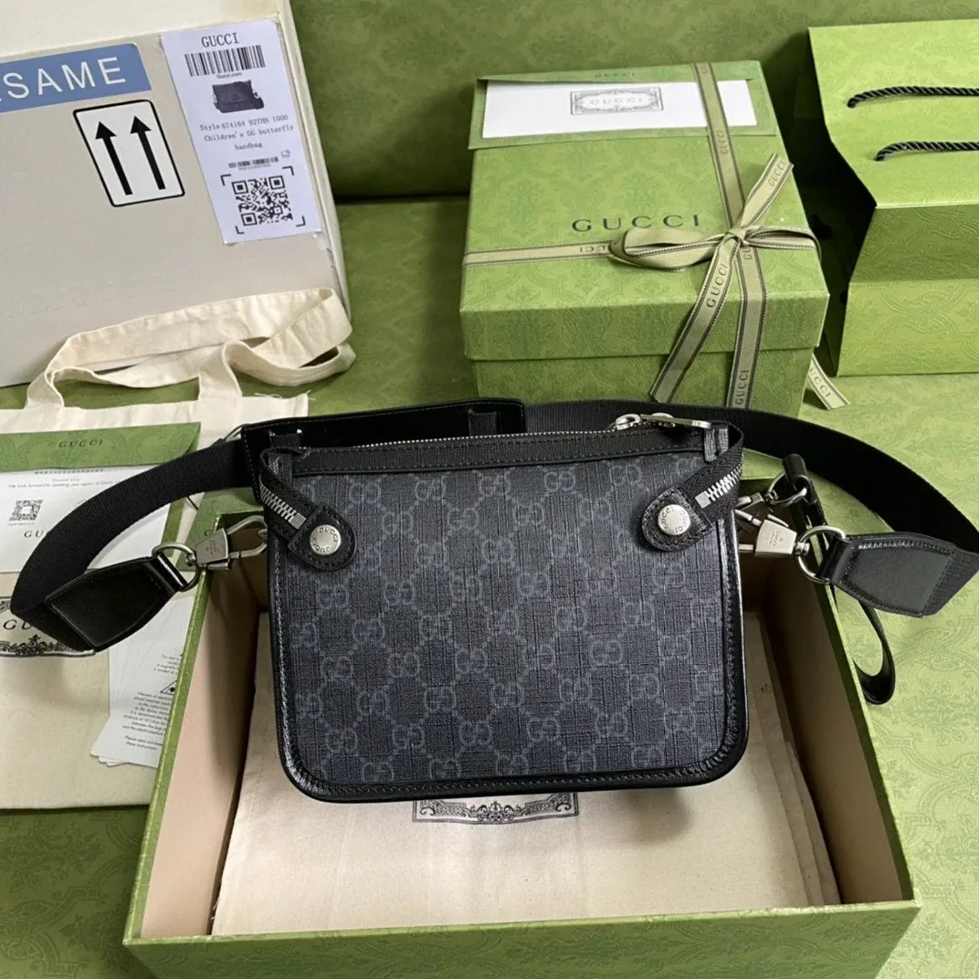 Gucci Messenger Bag With Interlocking G Black Supreme Canvas / Gucci Messenger Bag With Interlocking G Black Supreme Canvas /