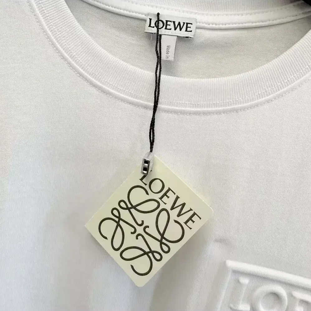 Loewe Relaxed Fit T-shirt in Cotton-Off for Men in white Loewe Relaxed Fit T-shirt in Cotton-Off for Men in white