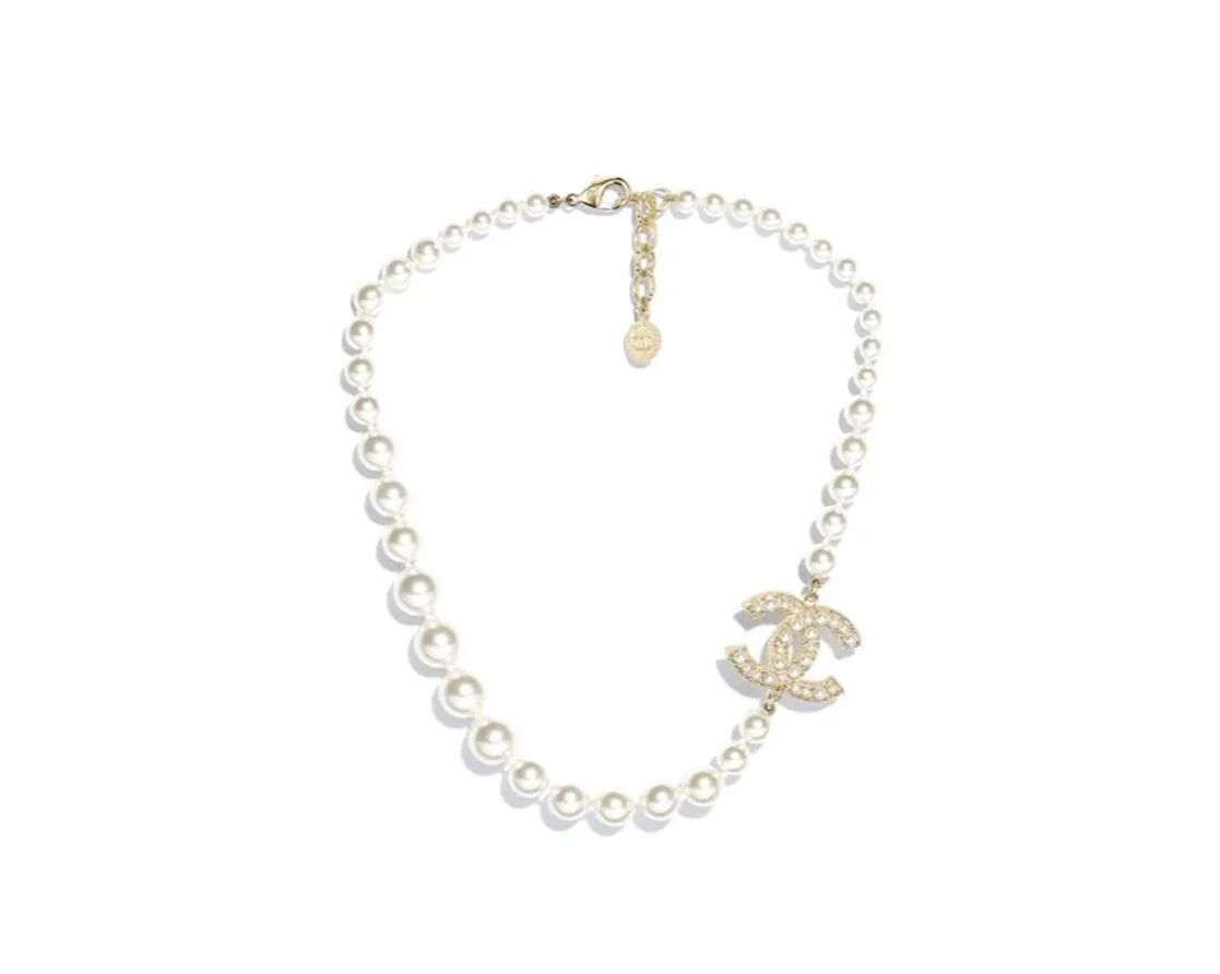 Chanel Pearl Necklace White