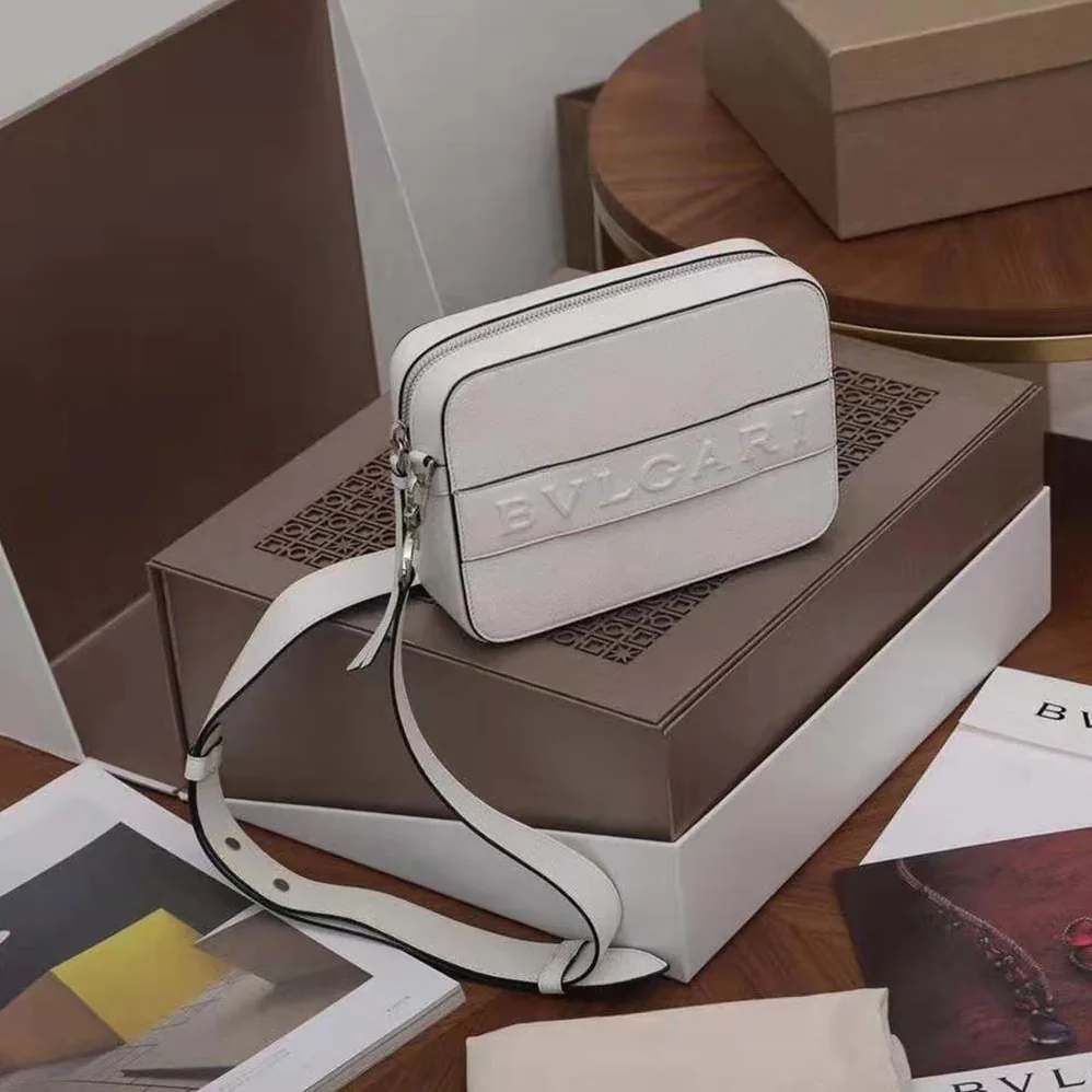Bvlgari Bvlgari Logo Camera Bag in Calf Leather for Women in White Bvlgari Bvlgari Logo Camera Bag in Calf Leather for Women in White