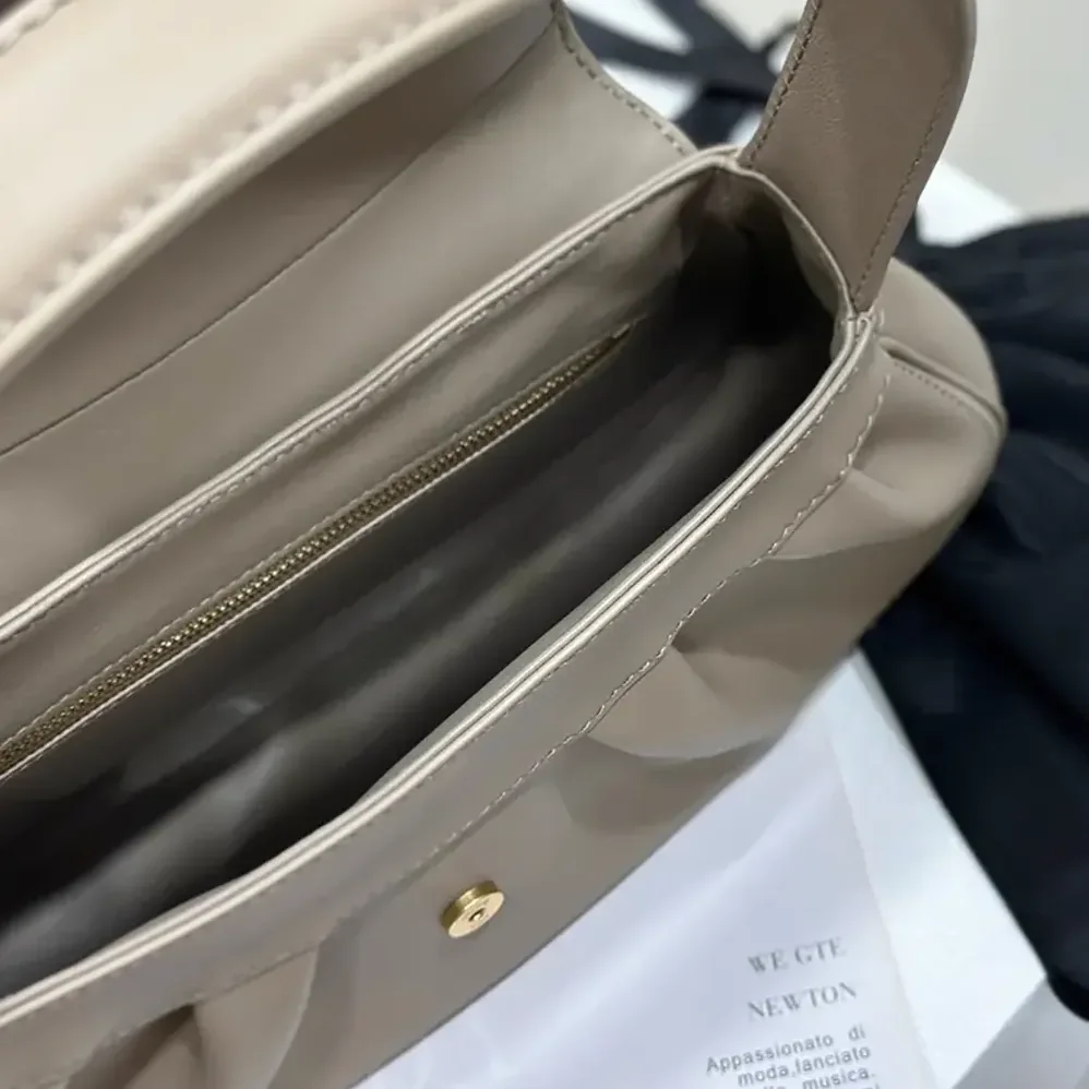 Celine Medium Polly Bag in Supple Calfskin 115633FDU.18BP for Women Celine Medium Polly Bag in Supple Calfskin 115633FDU.18BP for Women
