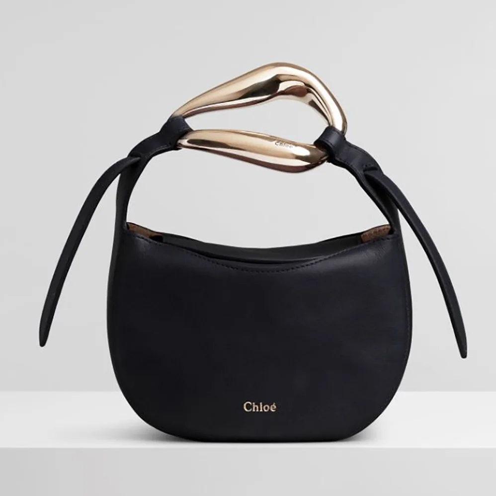 Chloe Kiss Small Purse in Small Grain Calfskin for Women in Black