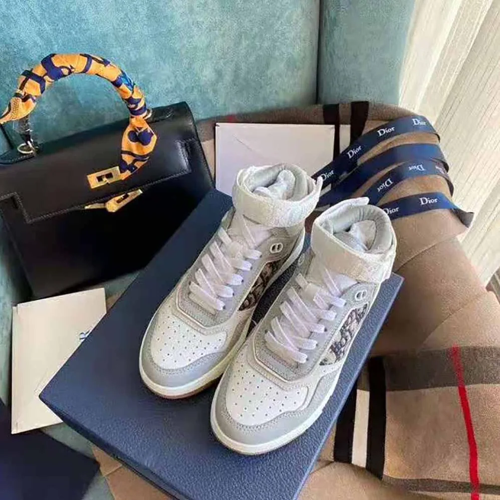 Dior B27 High-Top Sneaker Smooth Calfskin with Dior Oblique Jacquard for Men in Silver Dior B27 High-Top Sneaker Smooth Calfskin with Dior Oblique Jacquard for Men in Silver
