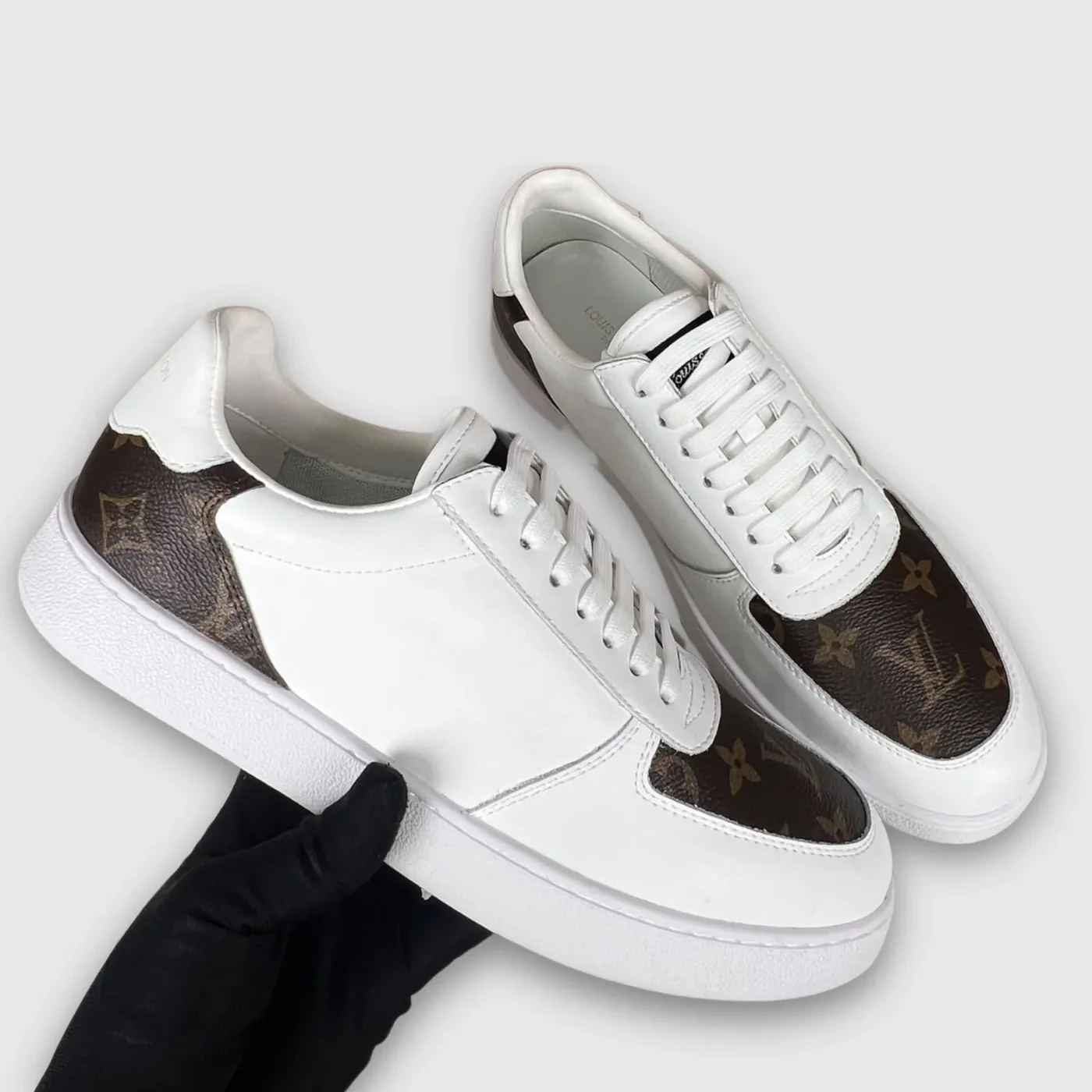 Louis Vuitton Rivoli Sneaker Brown And White