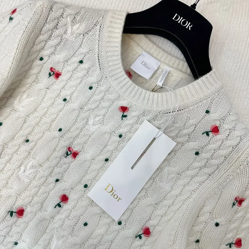 Dior Dioramour Embroidered Short-Sleeved Sweater Ecru Cashmere Cable for Women in Knit
