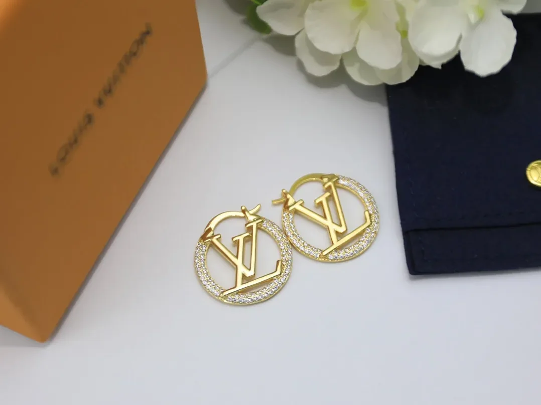 Louis Vuitton Louise By Night Earrings Gold Tone Louis Vuitton Louise By Night Earrings Gold Tone