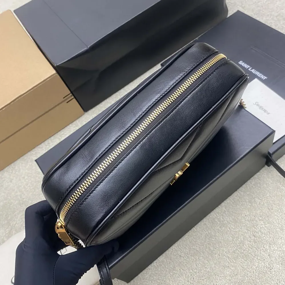 Saint Laurent YSL Loulou Camera Bag In Matelassé Lambskin for Women in Black Saint Laurent YSL Loulou Camera Bag In Matelassé Lambskin for Women in Black