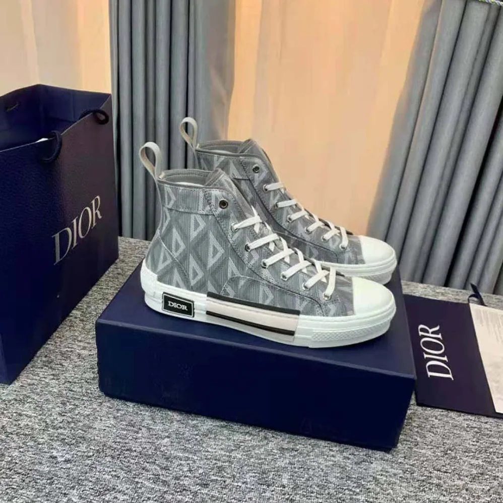 Dior B23 High-Top Sneaker Dior Gray CD Diamond Canvas for Unisex Dior B23 High-Top Sneaker Dior Gray CD Diamond Canvas for Unisex