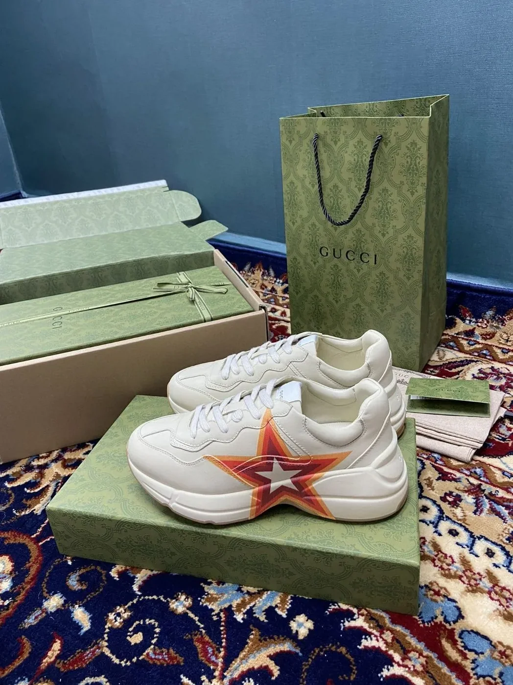Gucci Rhyton Sneakers With Logo Print White Ivory for Men Gucci Rhyton Sneakers With Logo Print White Ivory for Men