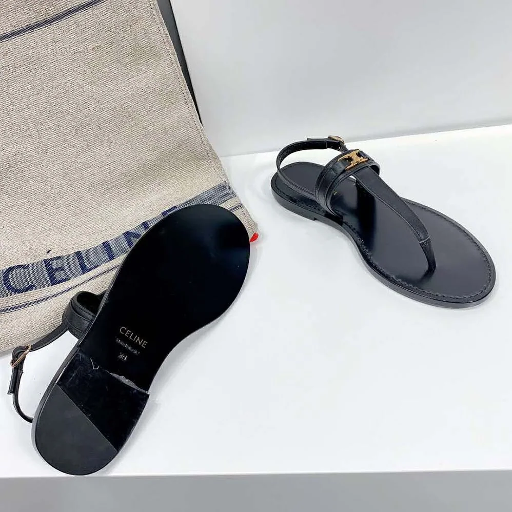 Celine Triomphe Thong in Calfskin for Women in Black Celine Triomphe Thong in Calfskin for Women in Black