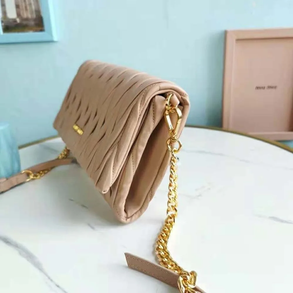 Miu Miu Matelasse Nappa Leather Shoulder Bag for Women in Pink Miu Miu Matelasse Nappa Leather Shoulder Bag for Women in Pink