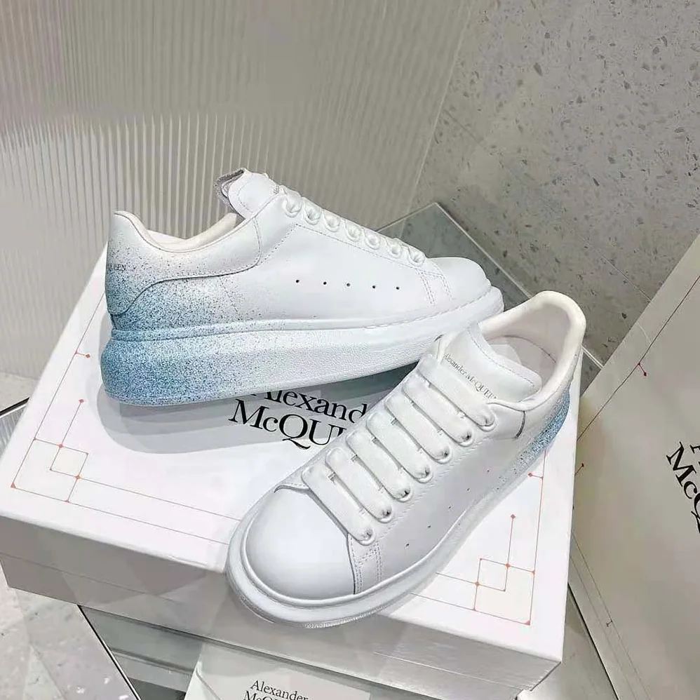 Alexander Mcqueen Oversized Sneaker in White for Women in Blue